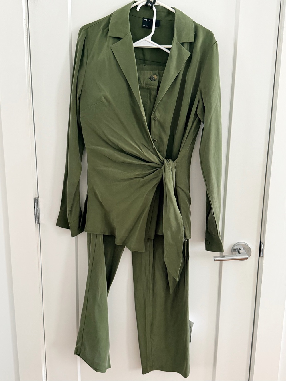 ASOS DESIGN Olive Green Tie Front Shirt & Pleated Pants Set US 4
